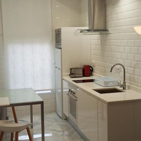 Apartamentos Marina Beach バレンシア エクステリア 写真